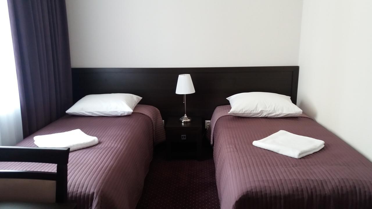 Scsk Pol Lawy Hotel Pulawy Luaran gambar