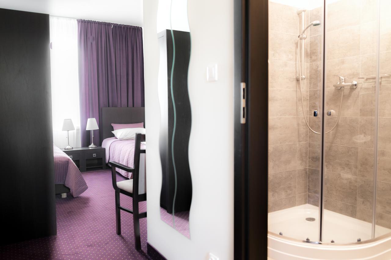Scsk Pol Lawy Hotel Pulawy Luaran gambar