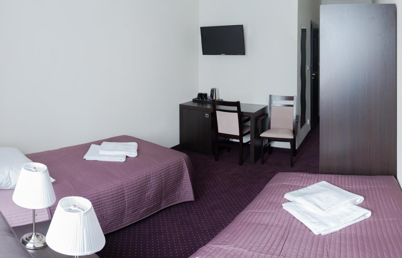 Scsk Pol Lawy Hotel Pulawy Luaran gambar